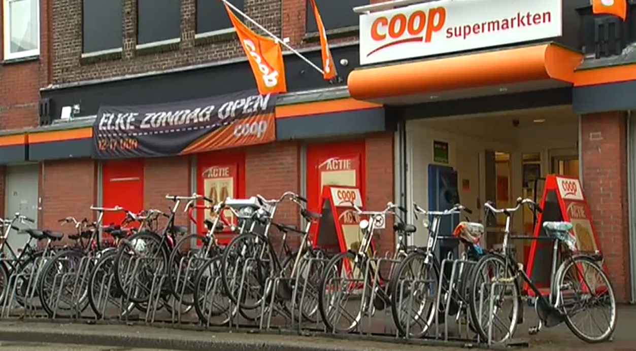 VOEDSELBANK-ACTIE BIJ DE COOP