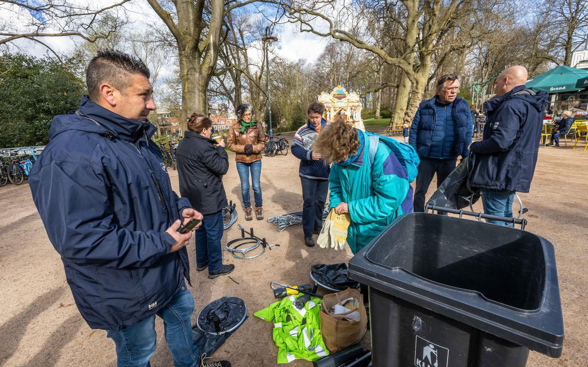 schoonmaak plantsoen 2 april 2022