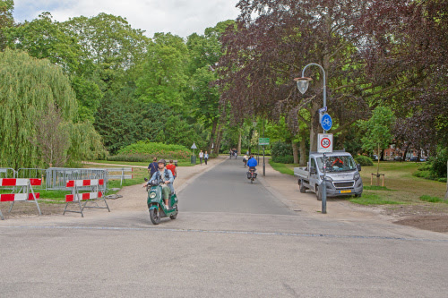 Snorfiets met benzinemotor straks naar de rijbaan