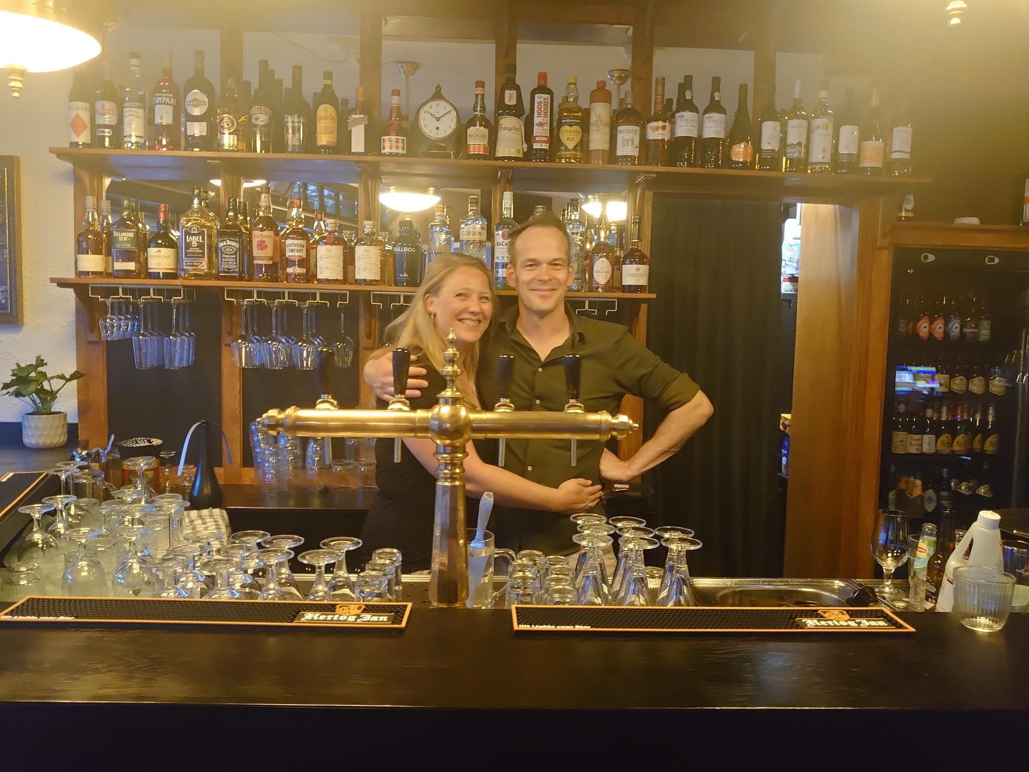 ‘We hebben een nieuw buurtcafé in de Moesstraat geopend!’