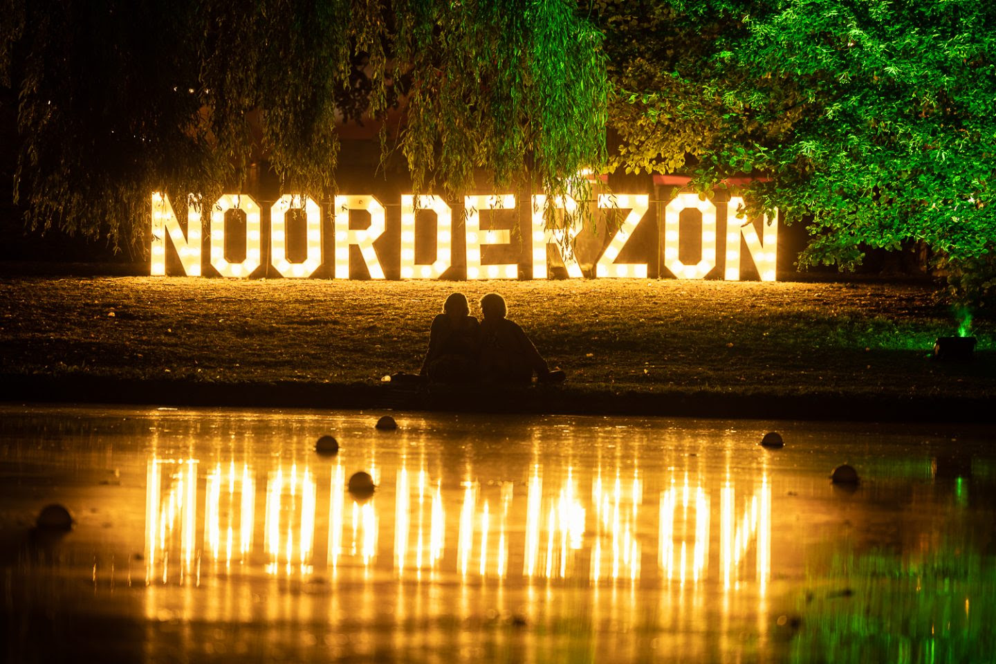 Buurtborrel Noorderzon 16 augustus 18.00-19.00 uur